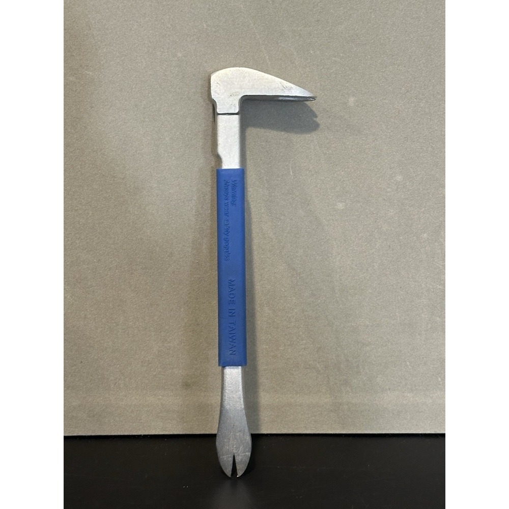 estwing Nail Puller With Grip